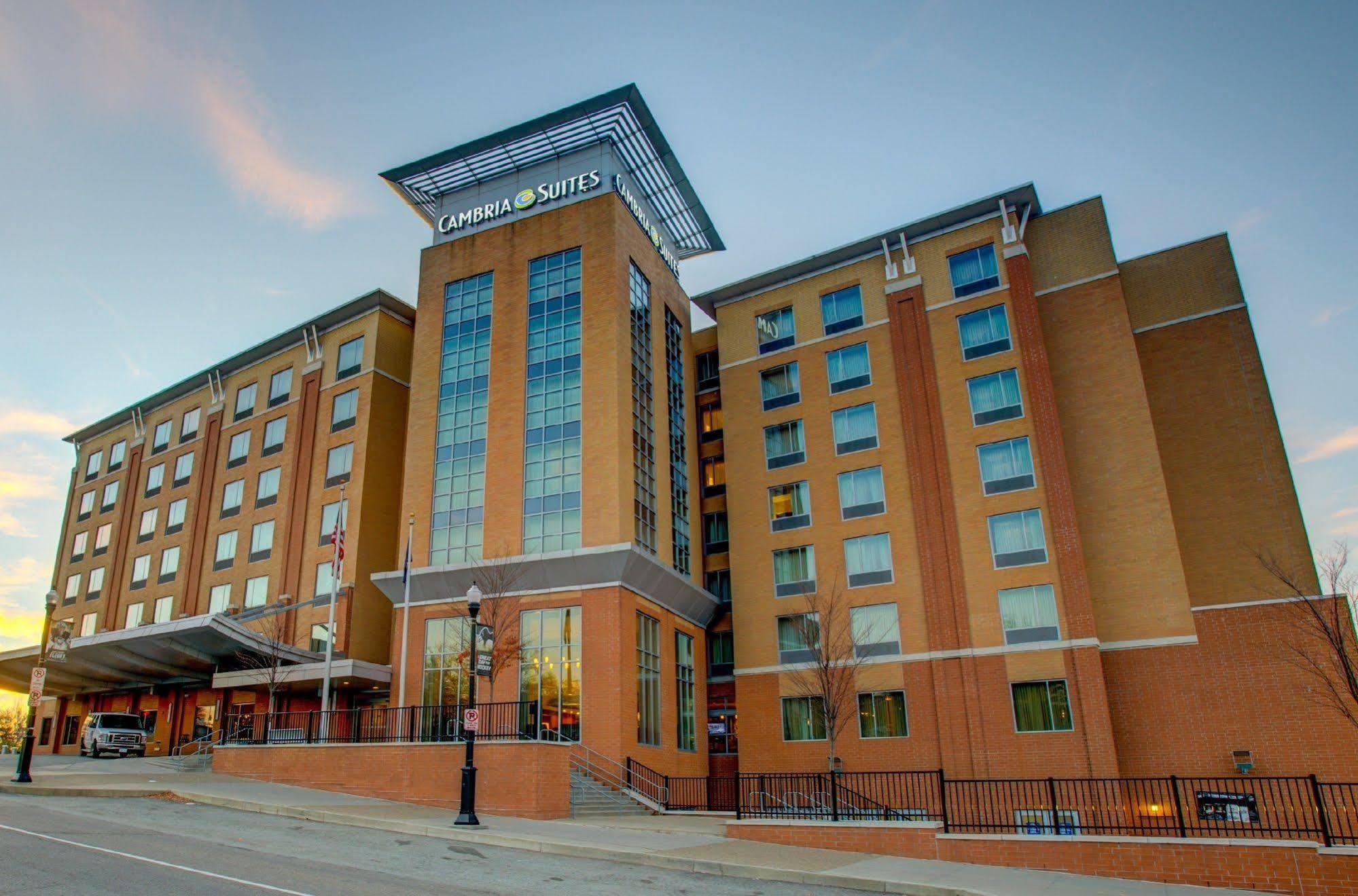 Hotel Cambria - Downtown